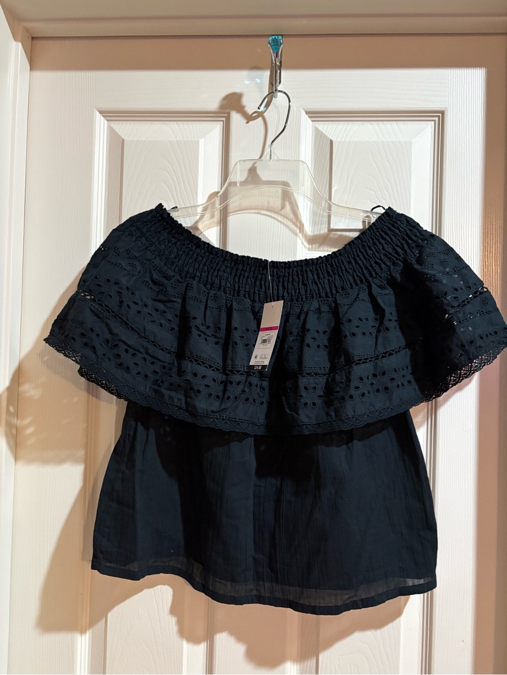 sofia by sofia vergara Black Off-Shoulder Eyelet Blouse